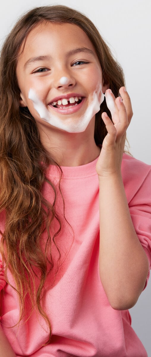 Father's day key visual with a little girl with shaving foam