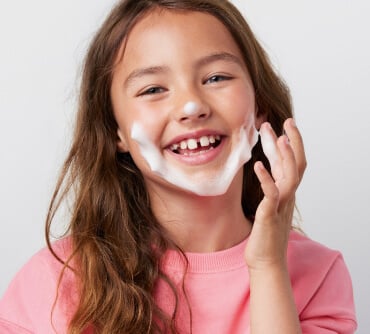 Father's day key visual with a little girl with shaving foam